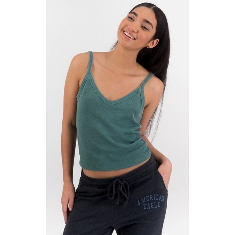 American Eagle Women's Basic V-Neck Crop Cami in Green Size XXS